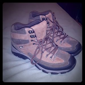 Elkwood Hiking Boots